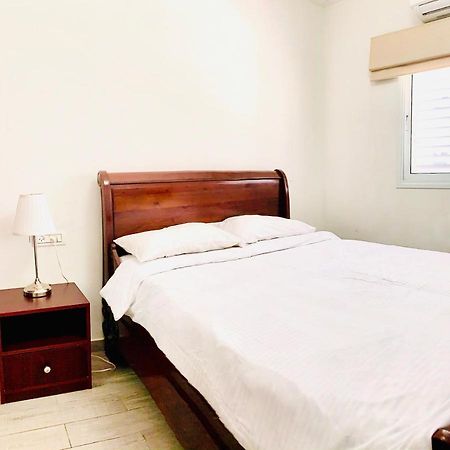 Royal Lea Apartmens เนทันยา ภายนอก รูปภาพ