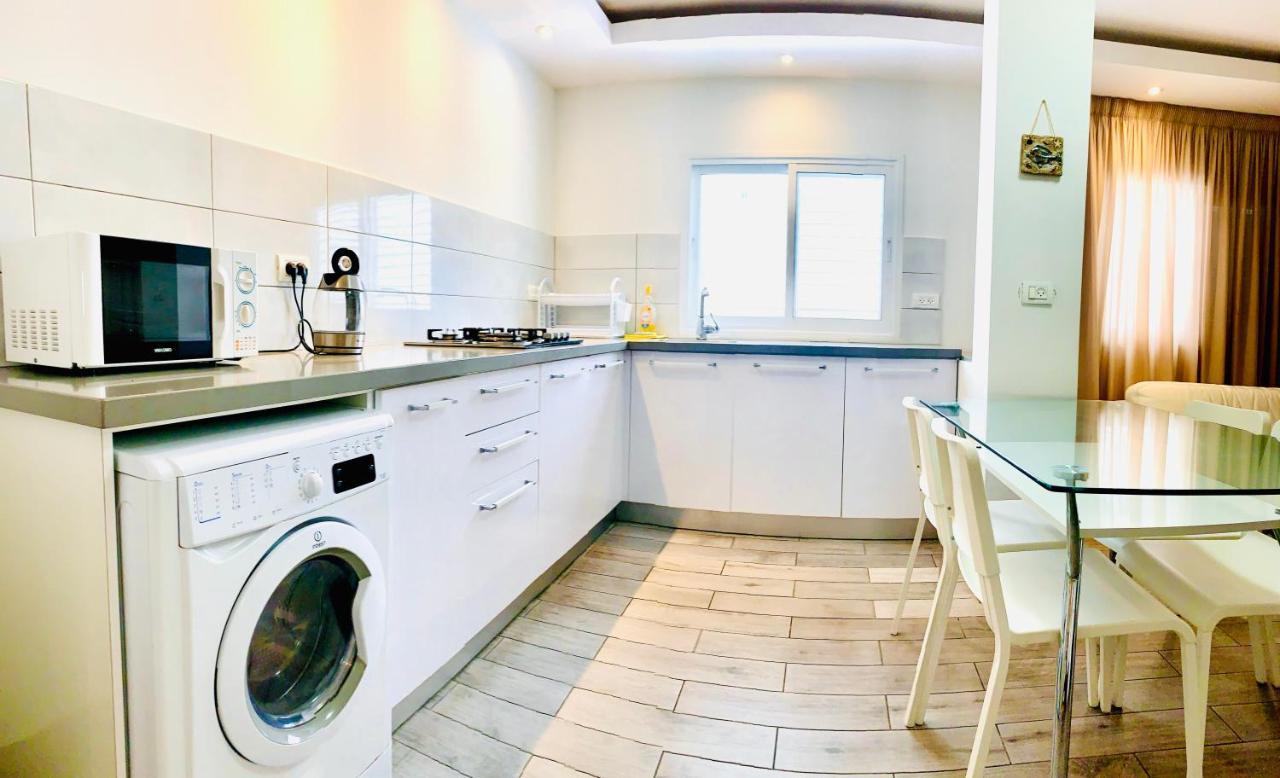 Royal Lea Apartmens เนทันยา ภายนอก รูปภาพ