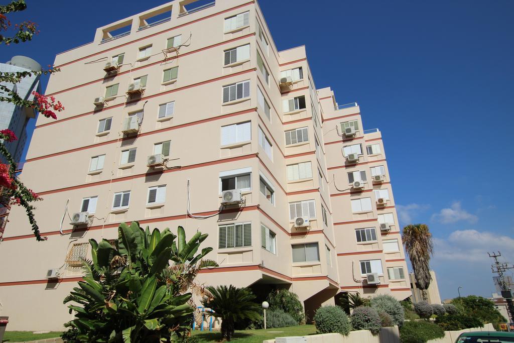 Royal Lea Apartmens เนทันยา ภายนอก รูปภาพ
