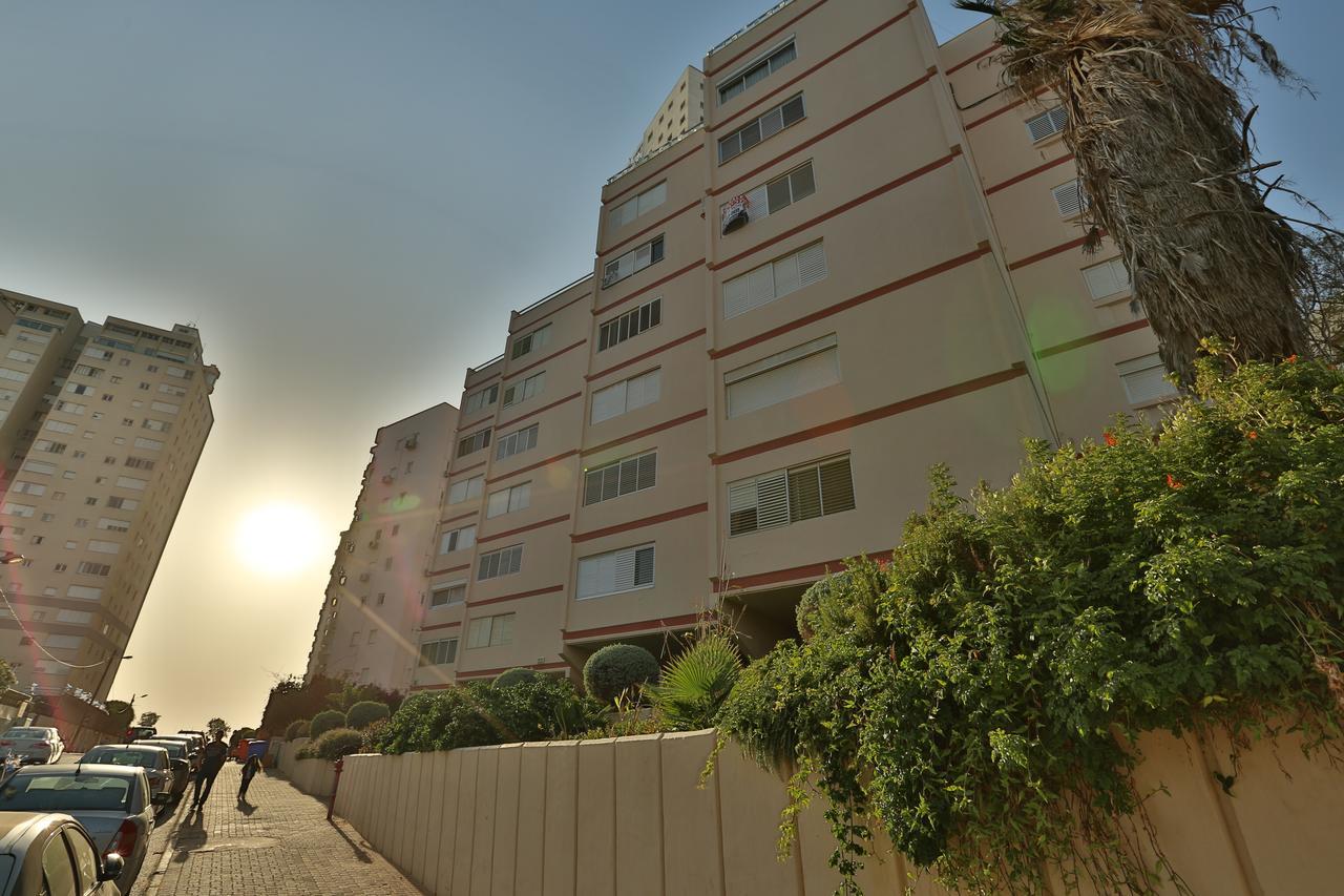 Royal Lea Apartmens เนทันยา ภายนอก รูปภาพ