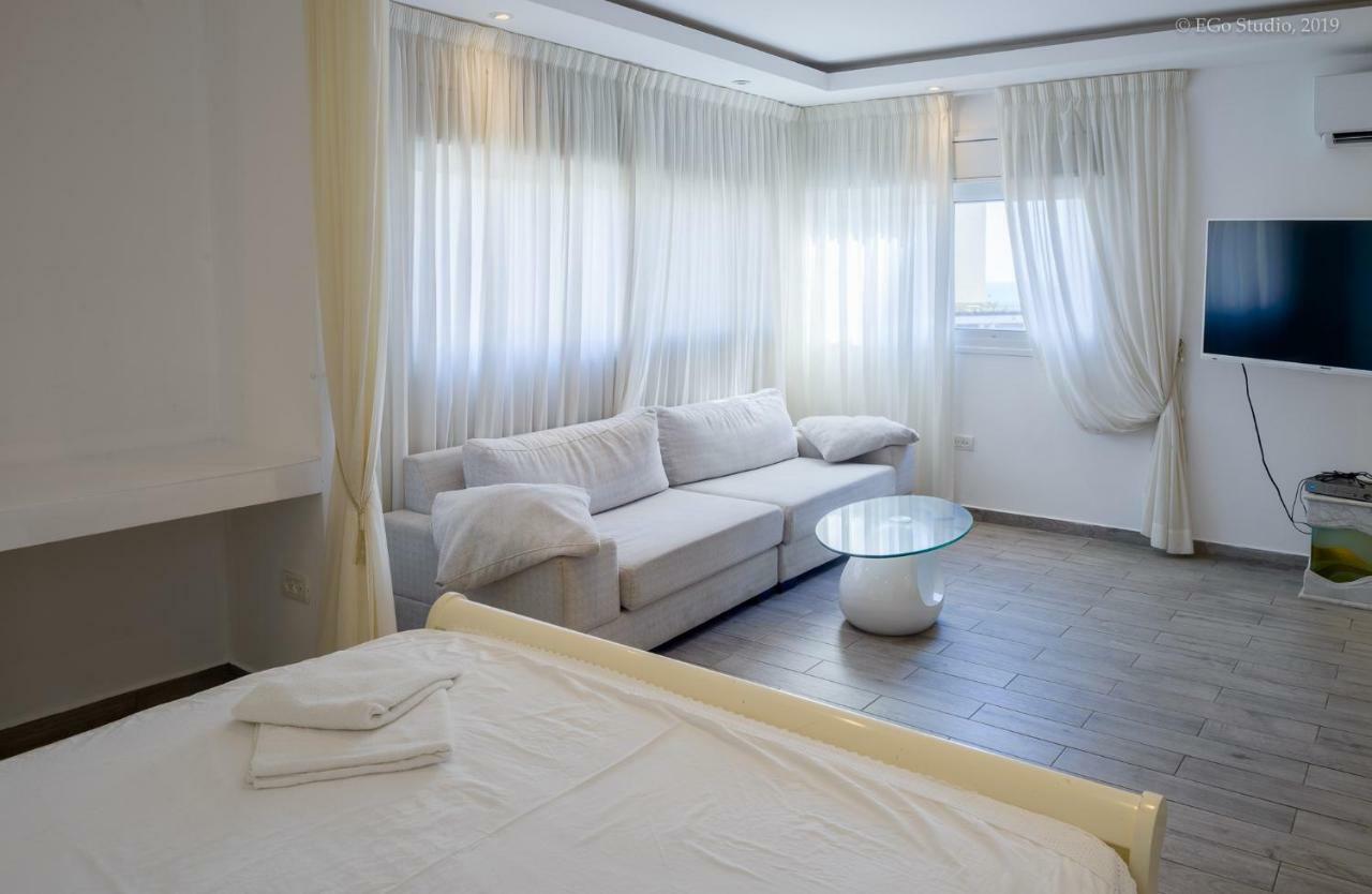 Royal Lea Apartmens เนทันยา ภายนอก รูปภาพ