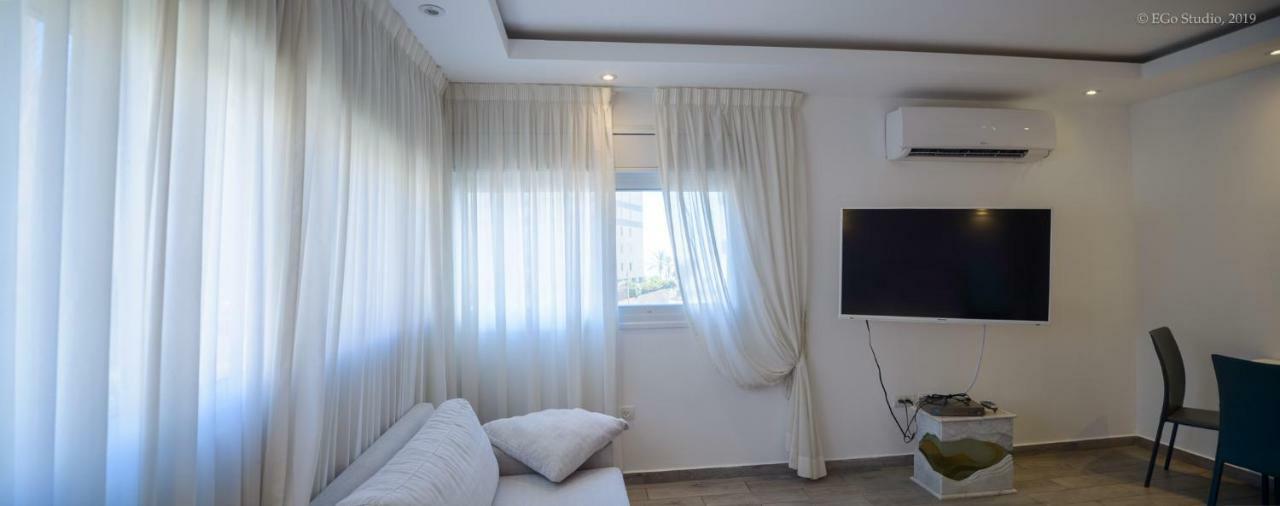 Royal Lea Apartmens เนทันยา ภายนอก รูปภาพ